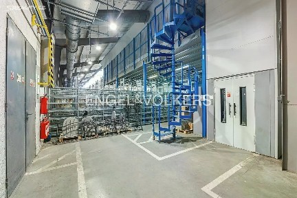 Pronájem skladového prostoru 1545 m²
