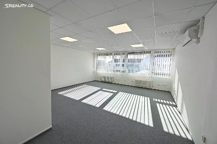 Pronájem kanceláře 282 m² Litvínovská, Praha - Prosek