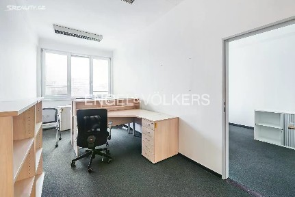 Pronájem kanceláře 241 m² Ocelářská, Praha - Vysočany