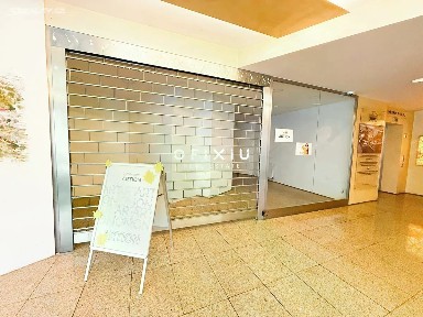 Pronájem obchodního prostoru 32 m² Václavské náměstí, Praha - Nové Město