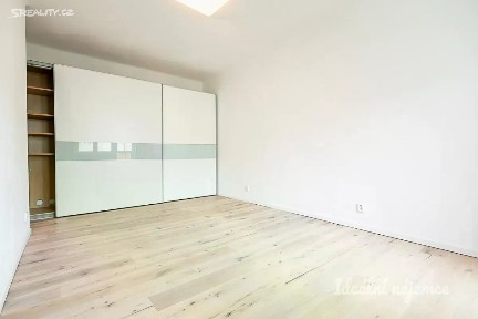 Pronájem bytu 3+kk 58 m²