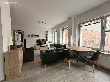Prodej bytu 1+kk 43 m² Lorencova, Zlín