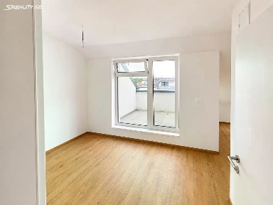 Pod Zahrady, Přezletice