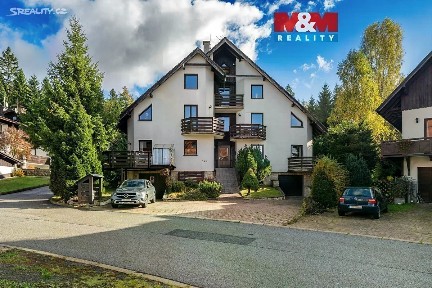Prodej rodinného domu 239 m², pozemek 404 m²