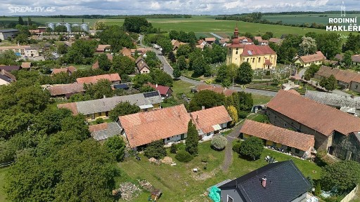 Prodej rodinného domu 100 m², pozemek 777 m²