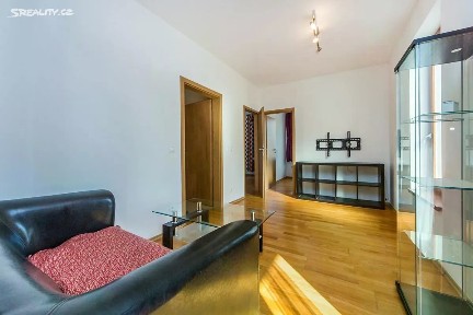 Prodej bytu 2+kk 53 m² Varhulíkové, Praha - Holešovice