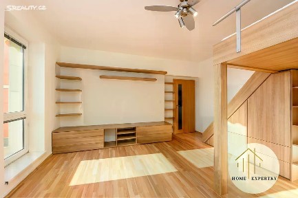 Prodej bytu 2+1 49 m² Kašeho, Praha - Třeboradice