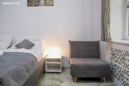 Prodej bytu 2+kk 30 m² Soukenická, Praha - Nové Město