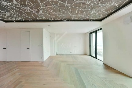 Prodej bytu 3+kk 100 m² Komunardů, Praha - Holešovice