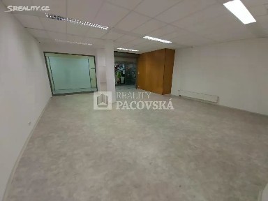 Pronájem obchodního prostoru 50 m²