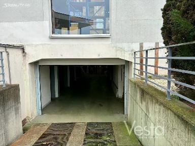 Pronájem komerční nemovitosti 340 m²