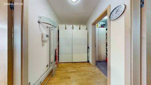Prodej bytu 2+kk 72 m² Libušina, Karlovy Vary