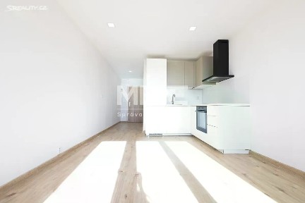 Pronájem bytu 1+kk 30 m² Studentská, Karviná - Mizerov