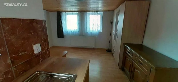 Pronájem bytu 1+kk 30 m²