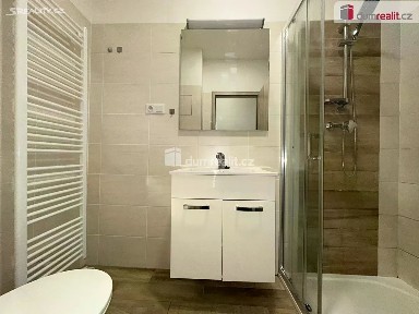 Pronájem bytu 1+kk 30 m² J. Opletala, Břeclav