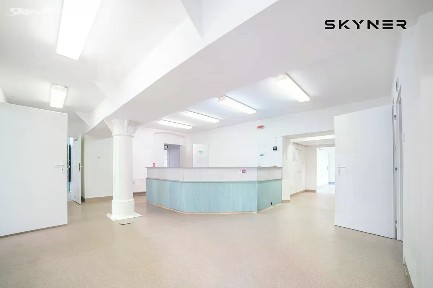 Pronájem kanceláře 178 m²