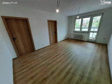 Prodej bytu 3+1 60 m² Tichá, Vsetín