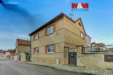 Prodej rodinného domu 170 m², pozemek 300 m²