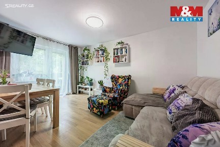 Prodej bytu 4+kk 65 m² Spojovací, Milovice - Mladá
