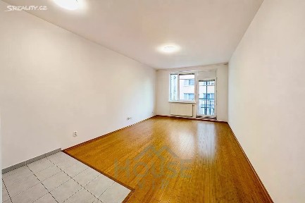 Prodej bytu 1+kk 34 m² Pešlova, Praha - Vysočany
