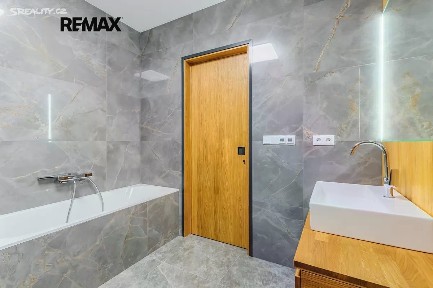 Prodej bytu 2+kk 92 m² Opatovická, Praha - Nové Město