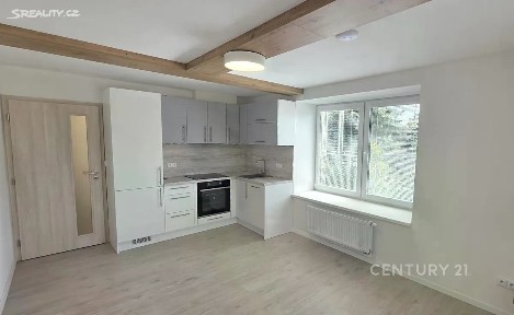 Pronájem bytu 2+kk 51 m² Višňové