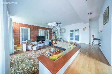 Prodej rodinného domu 161 m², pozemek 641 m²