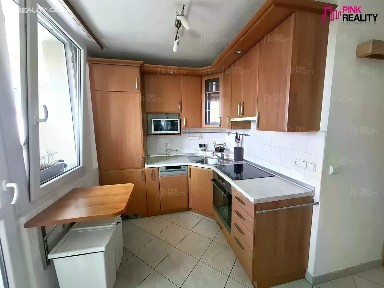 Pronájem bytu 3+1 55 m² Na Kotli, Hradec Králové