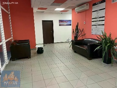 Pronájem kanceláře 17 m² U Elektry, Praha - Hloubětín