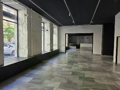 Pronájem obchodního prostoru 165 m²
