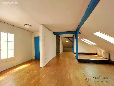 Prodej bytu 4+1 145 m² Vrchlického, Praha - Košíře