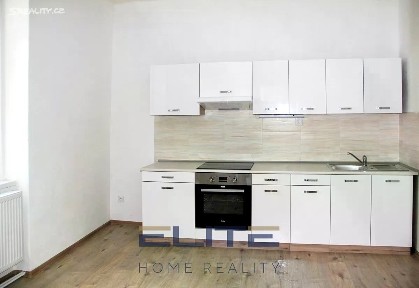 Pronájem bytu 4+1 106 m² Chrastavská, Liberec - Liberec II-Nové Město