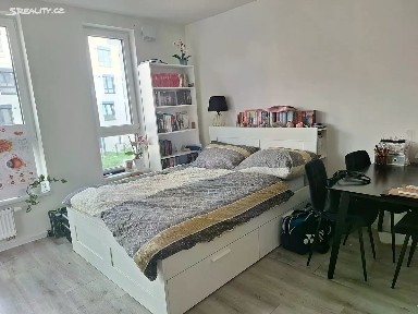 Pronájem bytu 1+kk 33 m² Stočesova, Praha - Ruzyně