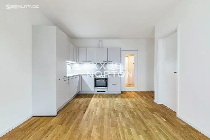 Pronájem bytu 2+kk 57 m² Maroldova, Praha - Nusle