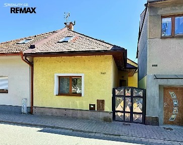 Chrudim, Chrudim III, Jungmannovo nábřeží