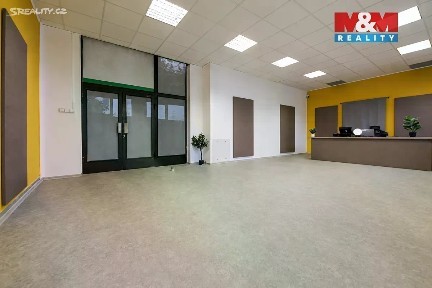 Pronájem obchodního prostoru 93 m²