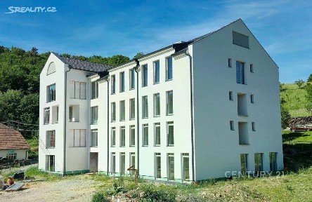 Prodej bytu 2+kk 41 m² Pozlovice