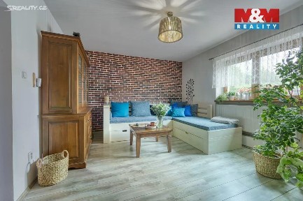 Prodej rodinného domu 135 m², pozemek 928 m²