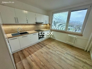 Pronájem bytu 3+1 79 m² Vybíralova, Praha - Černý Most