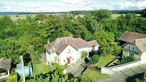 Prodej rodinného domu 150 m², pozemek 3022 m²