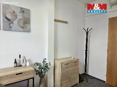 Pronájem obchodního prostoru 20 m²