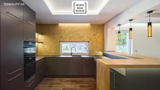 Prodej bytu 4+kk 171 m² Šumavská, Karlovy Vary