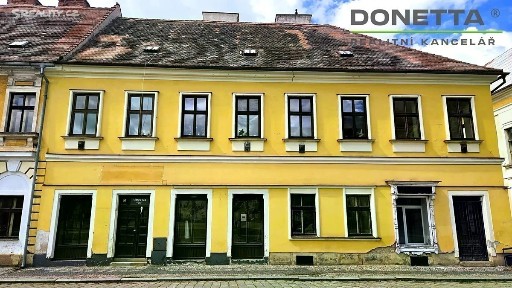 Pronájem obchodního prostoru 100 m²