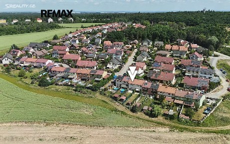 Květnice, Praha-východ, Slunečnicová