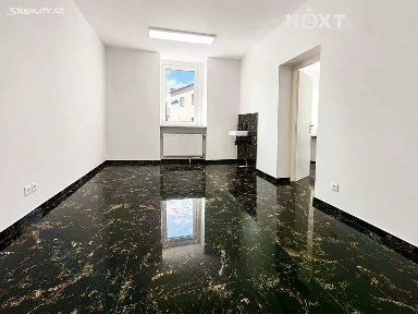 Pronájem komerční nemovitosti 83 m²