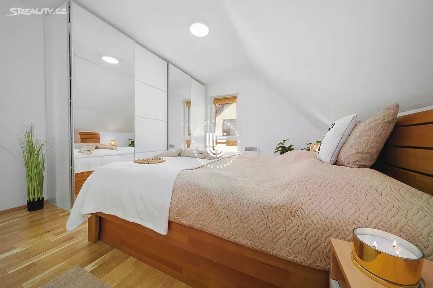 Prodej rodinného domu 120 m², pozemek 500 m² Praha - Kolovraty