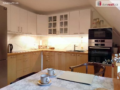 Prodej bytu 3+1 87 m² Severní, Karlovy Vary - Rybáře