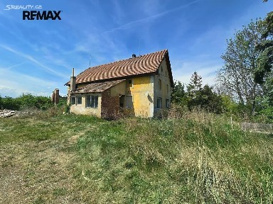 Prodej rodinného domu 130 m², pozemek 1730 m²