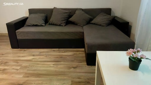 Prodej bytu 2+kk 43 m² 5. května, Praha - Nusle
