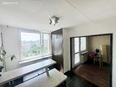 Paculova, Praha - Černý Most